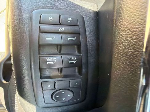 Used 2017 Jeep Grand Cherokee Limited w/ Luxury Group II AWD/4WD image 20