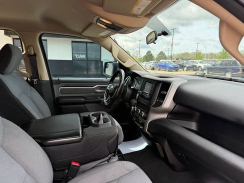 Used 2019 RAM 1500 Big Horn AWD/4WD image 23
