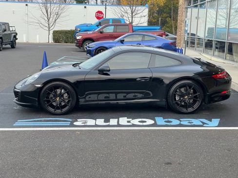 Used 2017 Porsche 911 Carrera image 16
