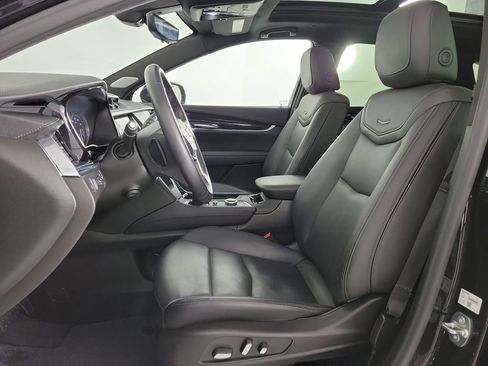 Certified 2024 Cadillac XT5 Premium Luxury w/ Technology Package image 16