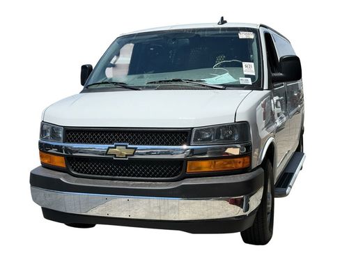 Used 2025 Chevrolet Express 2500 w/ Driver Convenience Package RWD image 10