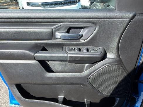 Certified 2025 RAM 1500 Warlock AWD/4WD image 16