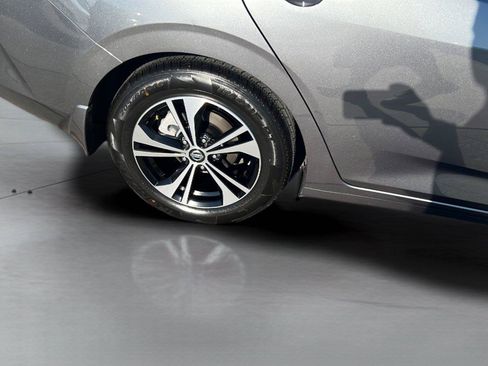Used 2022 Nissan Sentra SV FWD image 21