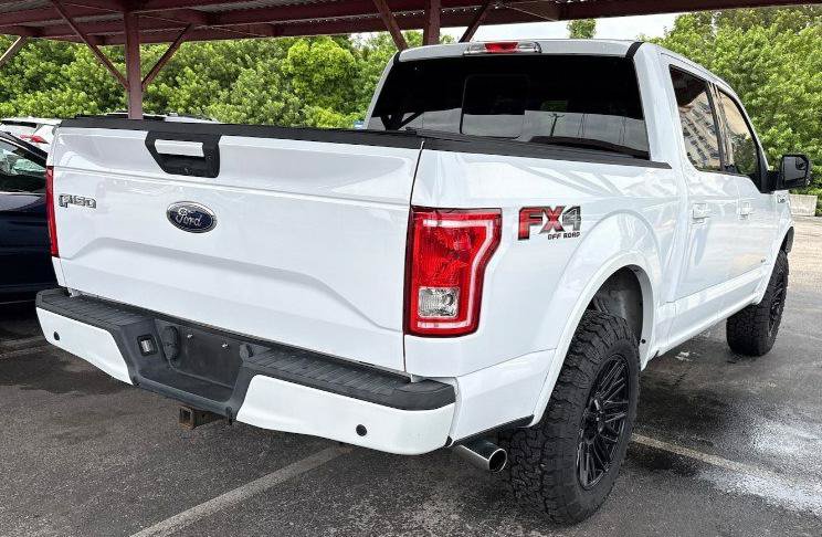 Used 2016 Ford F150 XLT w/ Equipment Group 302A Luxury AWD/4WD image 2