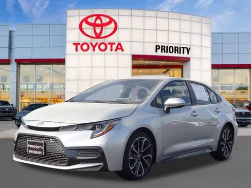 Used 2022 Toyota Corolla SE image 1