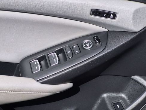 Used 2018 Honda Accord EX-L image 22
