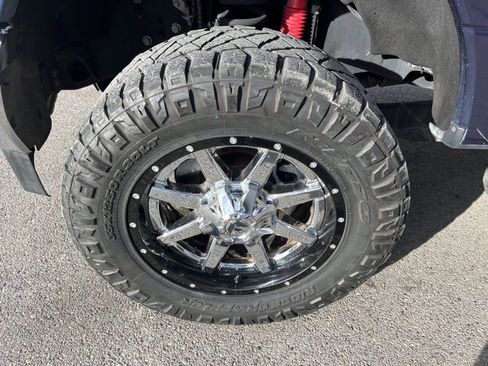 Used 2017 Ford F250 Lariat w/ Chrome Package image 27