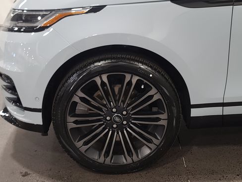 New 2026 Land Rover Range Rover Velar Dynamic SE AWD/4WD image 10