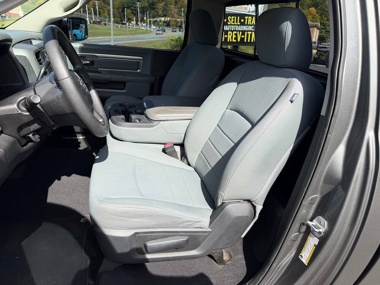 Used 2013 RAM 1500 Express AWD/4WD image 11