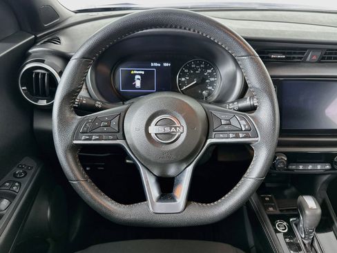Used 2024 Nissan Kicks SR FWD image 17