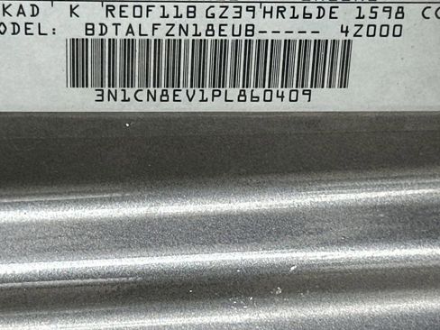 Used 2023 Nissan Versa SV image 36