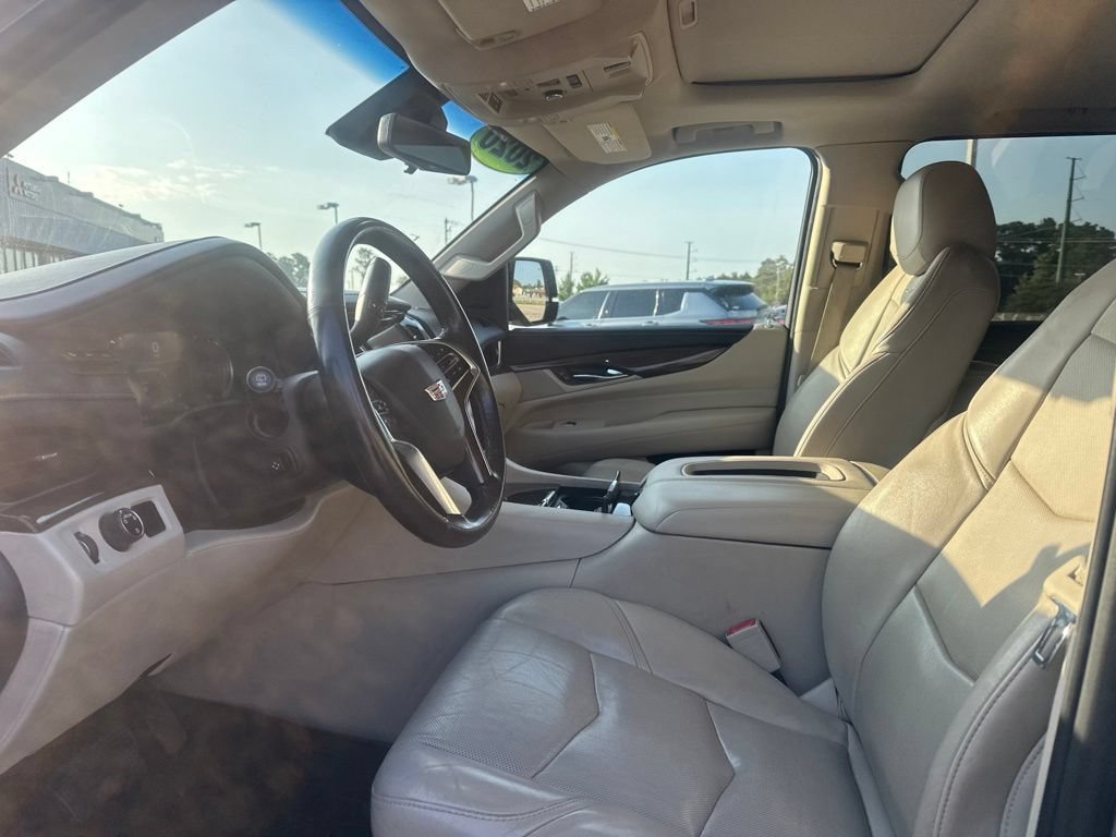 Used 2020 Cadillac Escalade ESV Luxury RWD image 13