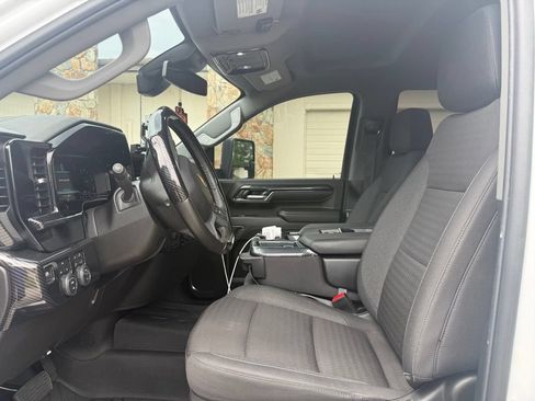 Used 2024 Chevrolet Silverado 2500 LT w/ All Star Edition AWD/4WD image 8