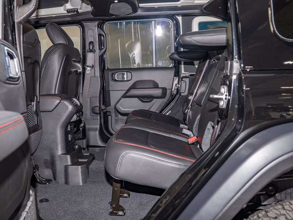 Used 2026 Jeep Wrangler Unlimited Rubicon 392 w/ Quick Order Package 27X Moab AWD/4WD image 22