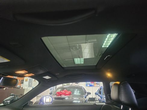 Used 2018 Dodge Challenger R/T Scat Pack w/ Dynamics Package image 28