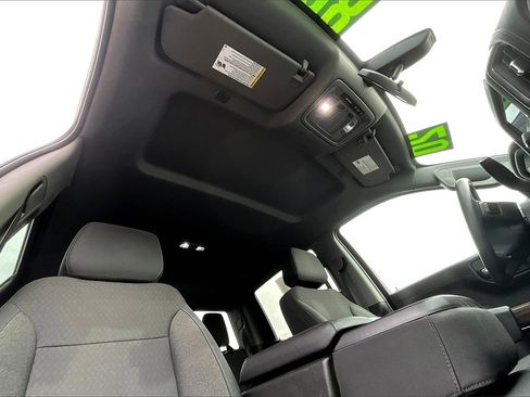 Used 2020 Chevrolet Silverado 1500 LT image 23