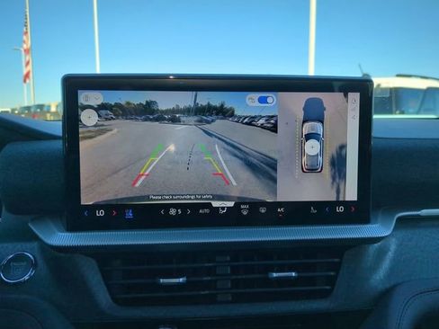 New 2026 Ford Explorer Platinum image 21