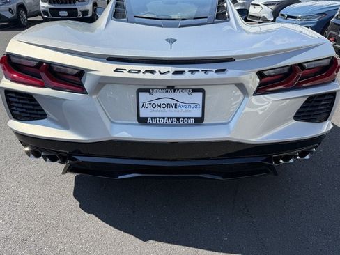 Used 2024 Chevrolet Corvette Stingray Coupe w/ 1LT RWD image 6