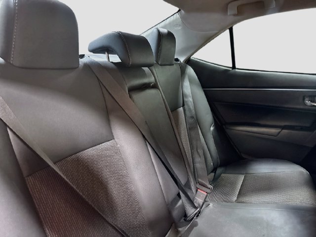 Used 2015 Toyota Corolla S FWD image 19