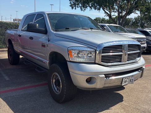 Used 2008 Dodge Ram 2500 Truck Laramie w/ Protection Group AWD/4WD image 2