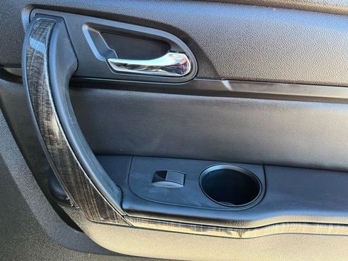 Used 2016 GMC Acadia SLT image 21