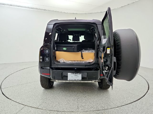 Certified 2026 Land Rover Defender 110 S AWD/4WD image 19