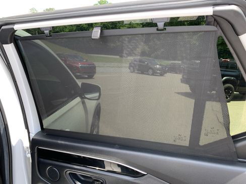 Used 2025 Honda Pilot EX-L image 37