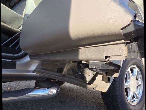 Used 2002 GMC Sierra 1500 Denali image 15