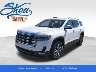 Used 2022 GMC Acadia SLT w/ LPO, Floor Liner Package