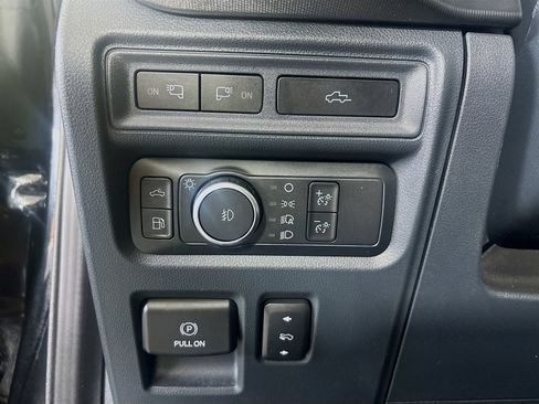 Certified 2022 Ford F150 Platinum w/ Equipment Group 701A High AWD/4WD image 10