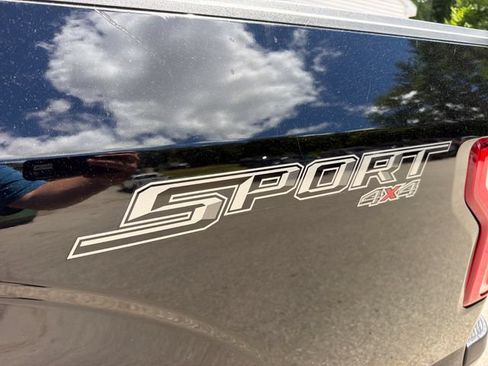 Used 2018 Ford F150 XL w/ Equipment Group 101A Mid AWD/4WD image 10