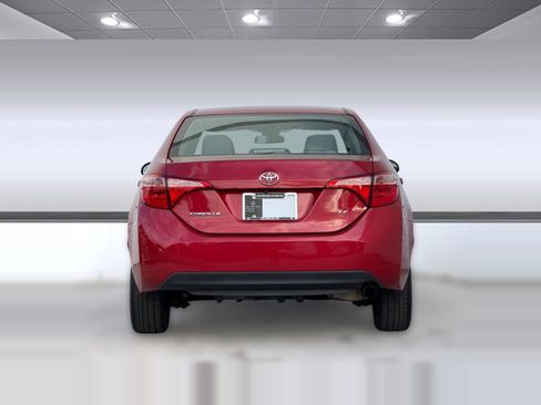Used 2017 Toyota Corolla LE w/ Carpet Mat Package (TMS) FWD image 10