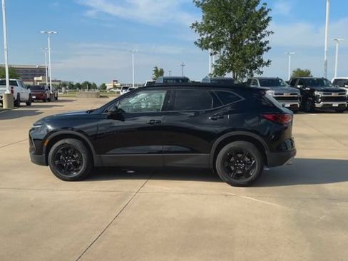Used 2023 Chevrolet Blazer LT w/ Convenience Package FWD image 6