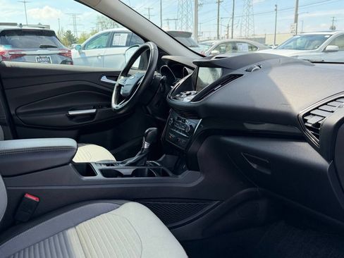 Used 2017 Ford Escape Titanium AWD/4WD image 17
