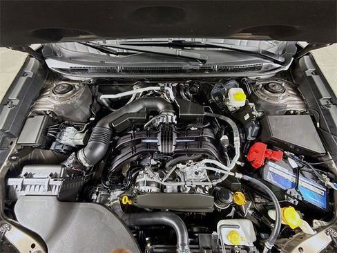 Used 2024 Subaru Outback Premium image 29