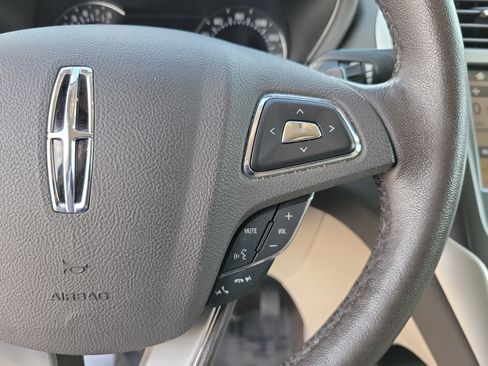 Used 2019 Lincoln MKC Premiere FWD image 28