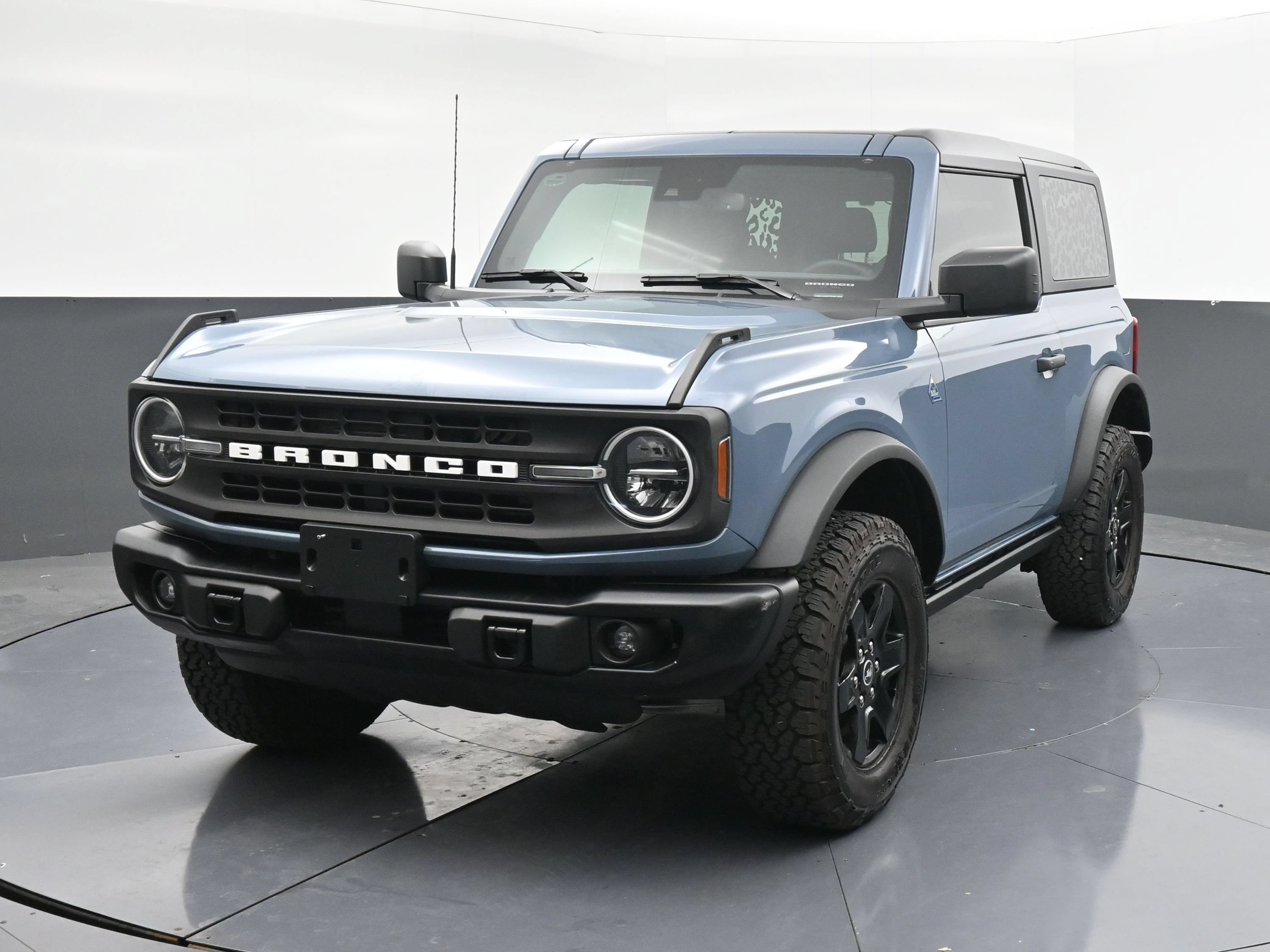 Used 2024 Ford Bronco Black Diamond AWD/4WD image 4