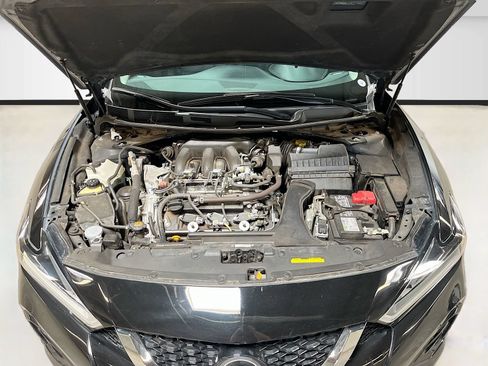 Used 2023 Nissan Maxima Platinum w/ Sport Mat Group FWD image 33