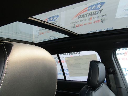 New 2025 Jeep Grand Cherokee Limited image 5