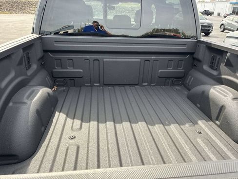 Used 2025 Ford F150 Raptor AWD/4WD image 21