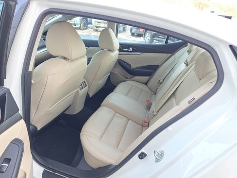 Used 2023 Nissan Maxima SV w/ Floor Mat Group image 11