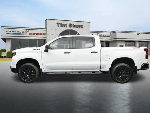 Used 2024 Chevrolet Silverado 1500 Custom Trail Boss w/ Turbomax Blackout Package AWD/4WD image 2