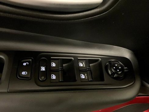 Used 2022 Jeep Renegade Trailhawk image 29