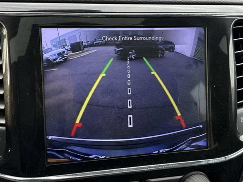 Used 2020 Jeep Grand Cherokee Limited AWD/4WD image 15