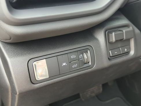 New 2026 Chevrolet Silverado EV LT w/ Premium Package image 35