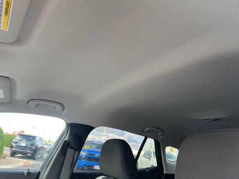 Used 2025 Chevrolet Trax LS image 10