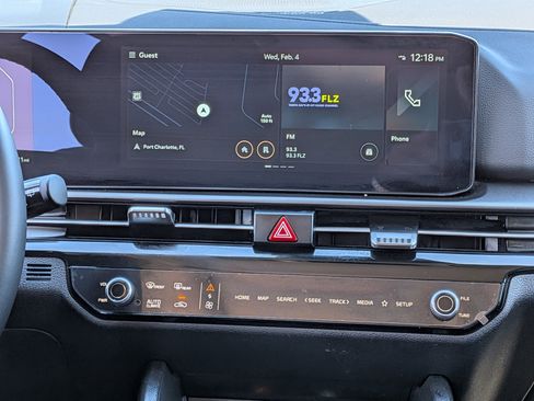 Used 2026 Kia Sportage SX image 22