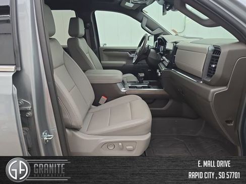 Used 2023 GMC Sierra 1500 SLT w/ SLT Premium Package image 38