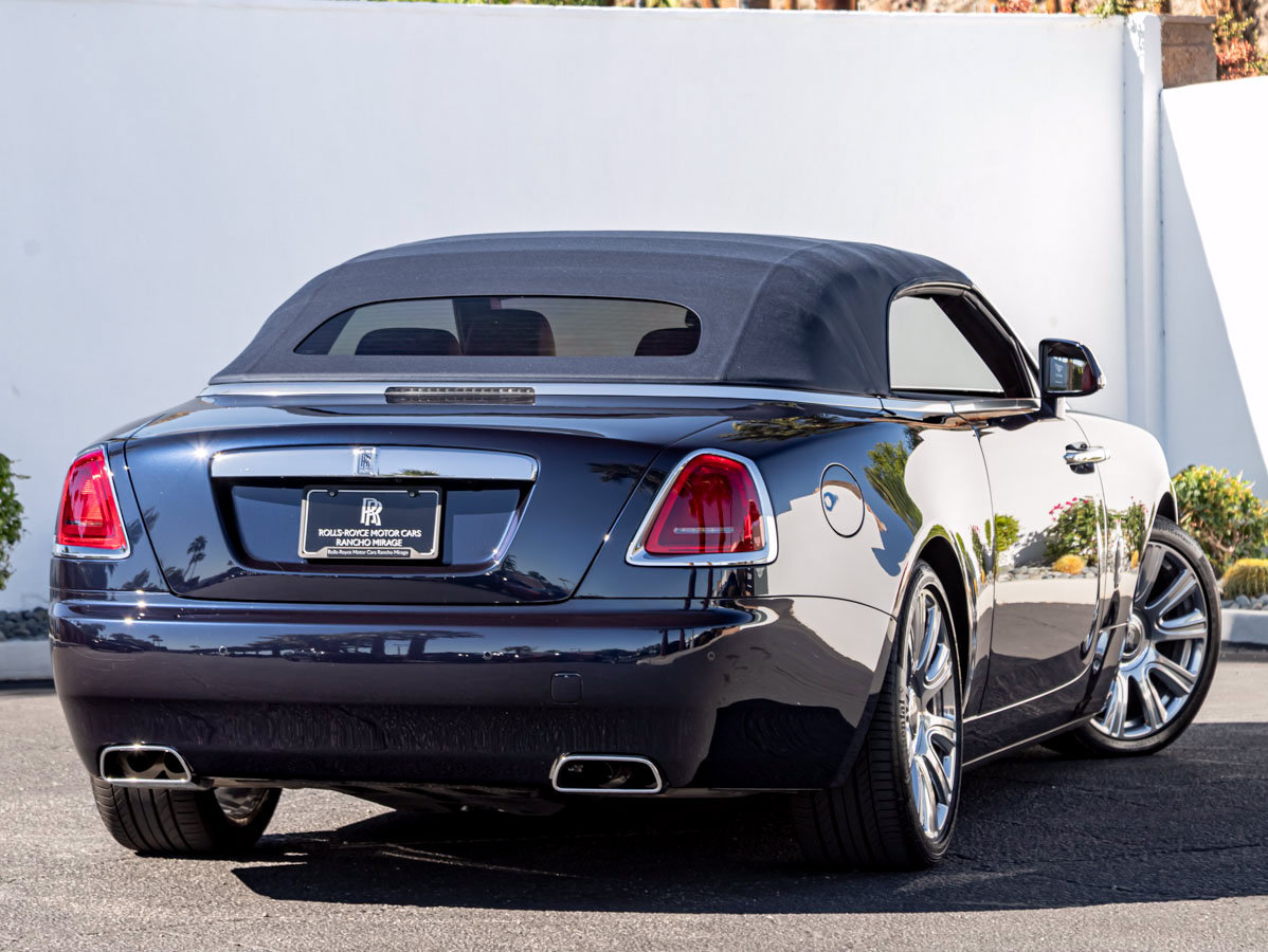 Certified 2016 Rolls-Royce Dawn RWD image 2