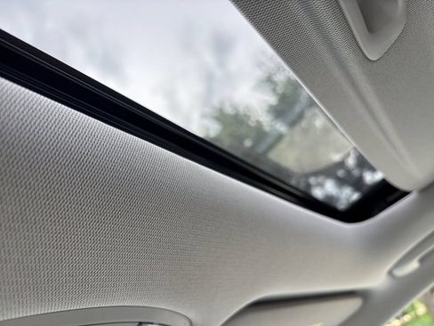 Used 2021 Hyundai Kona Ultimate FWD image 18